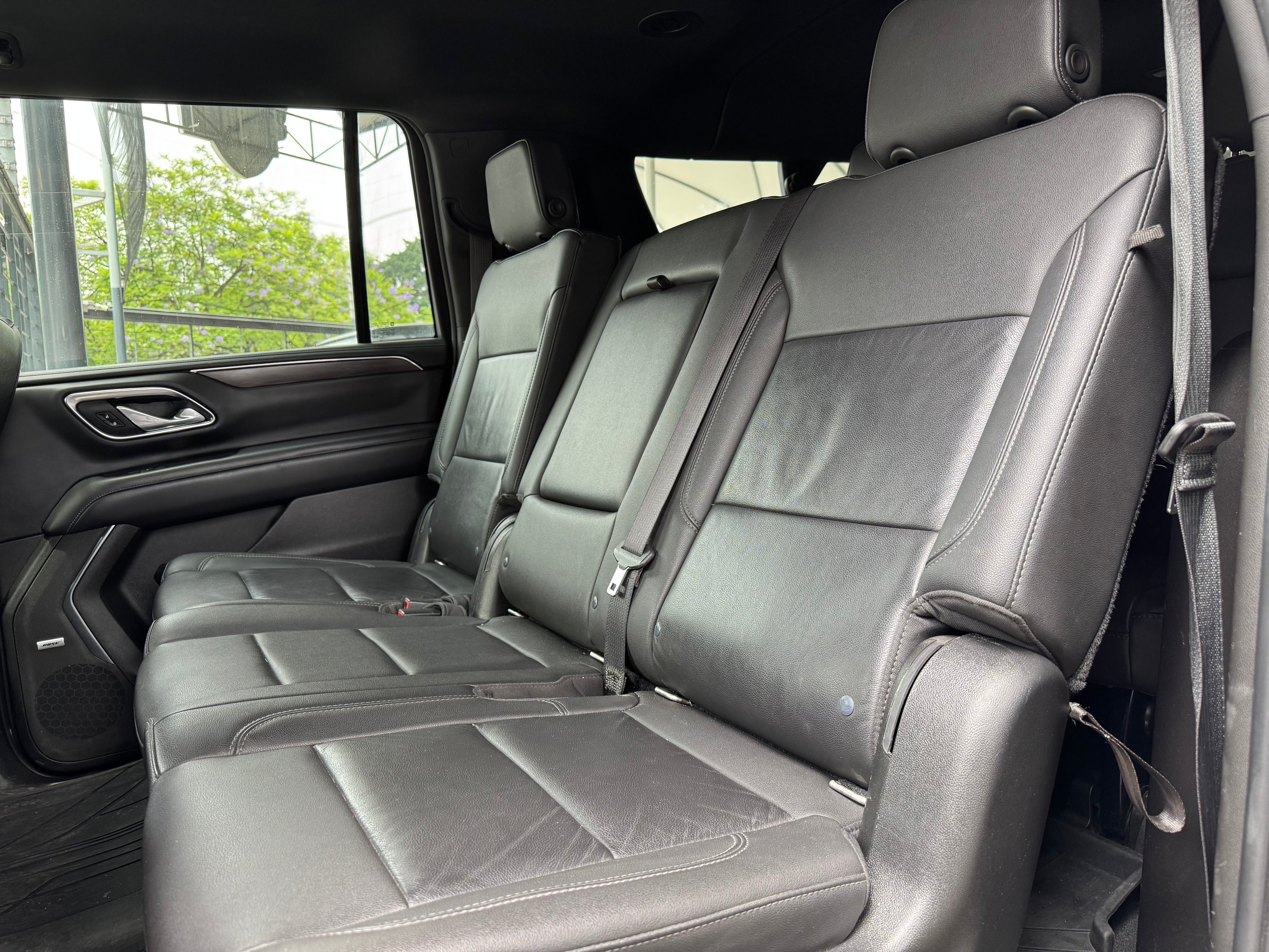 Chevrolet Suburban High country 2021