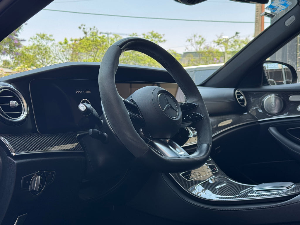 Mercedes Benz AMG E63S 2023