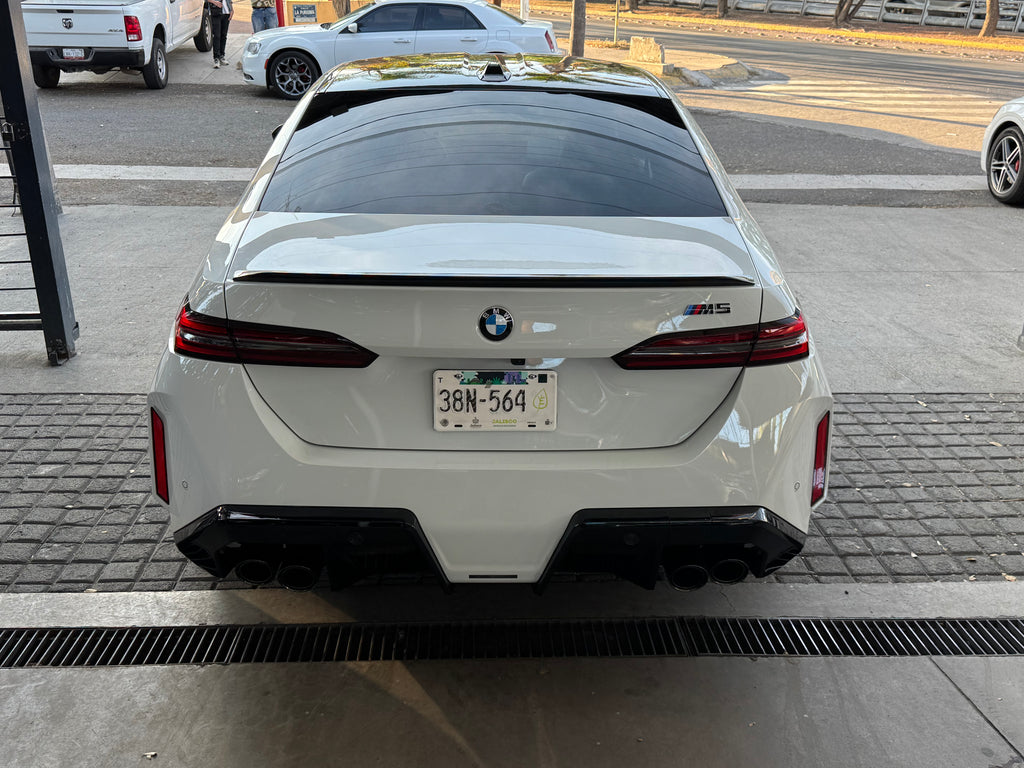 BMW M5 competición 2025