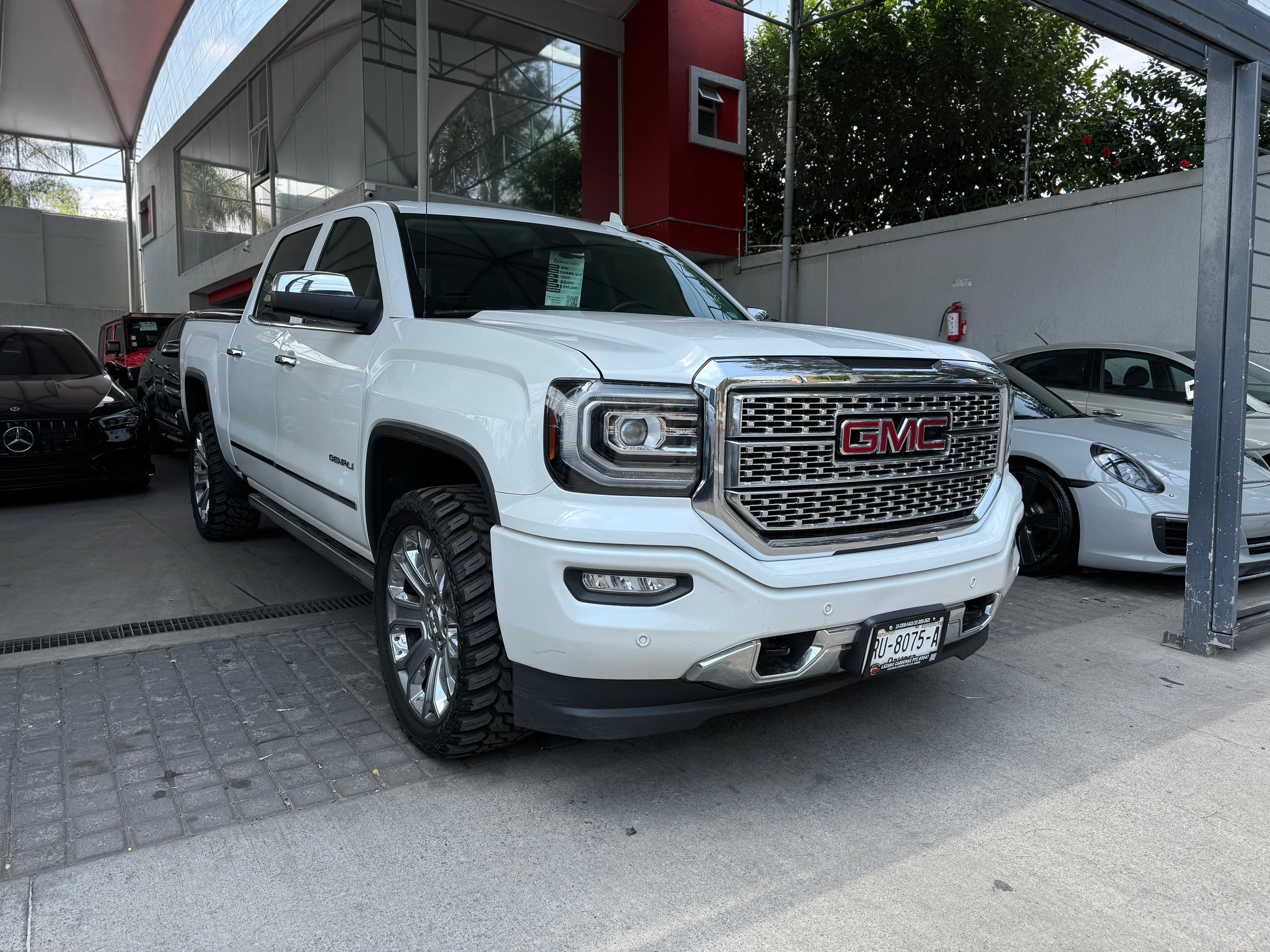 GMC Sierra Denali 2017