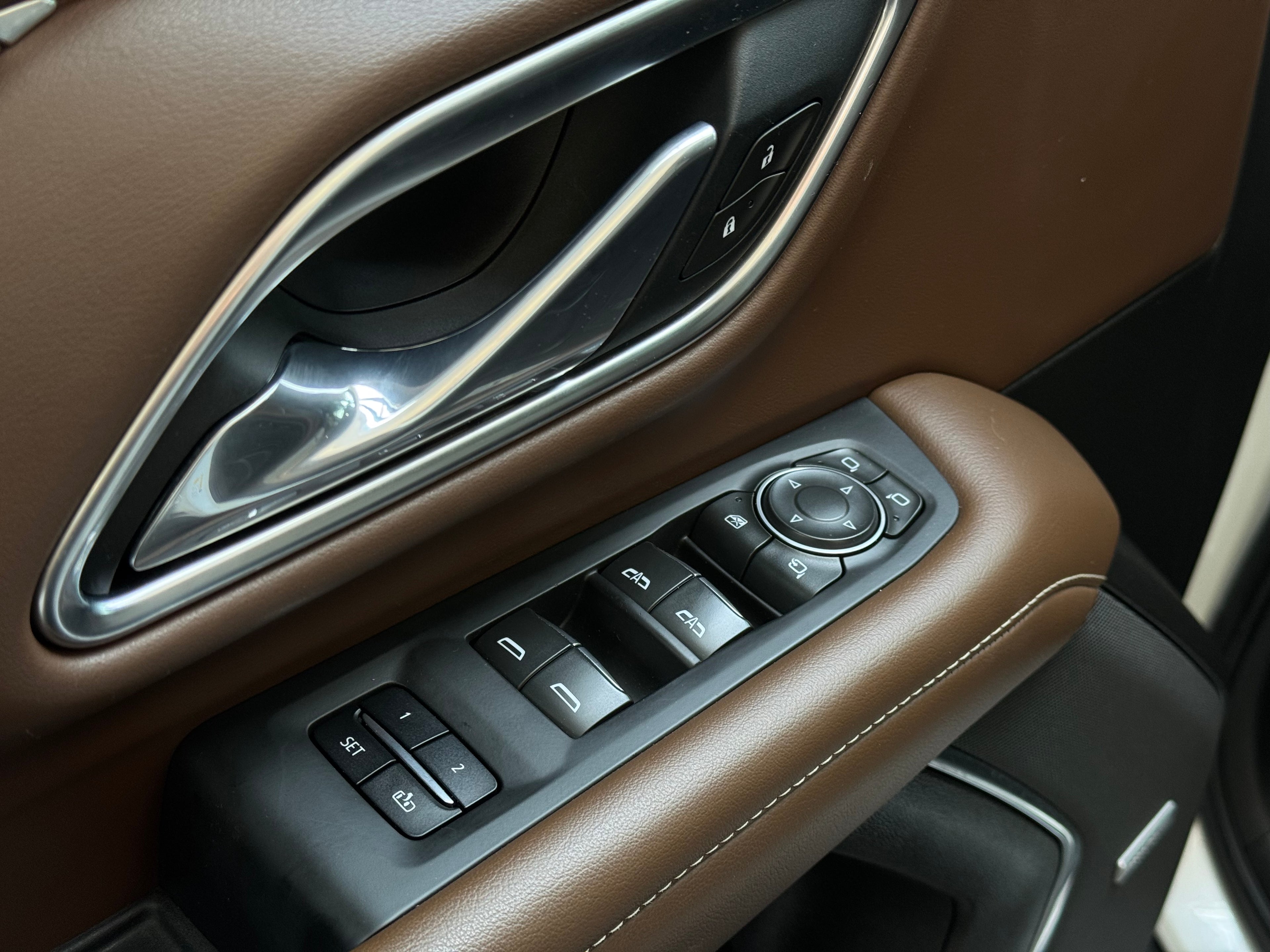 CHEVROLET TAHOE 2021