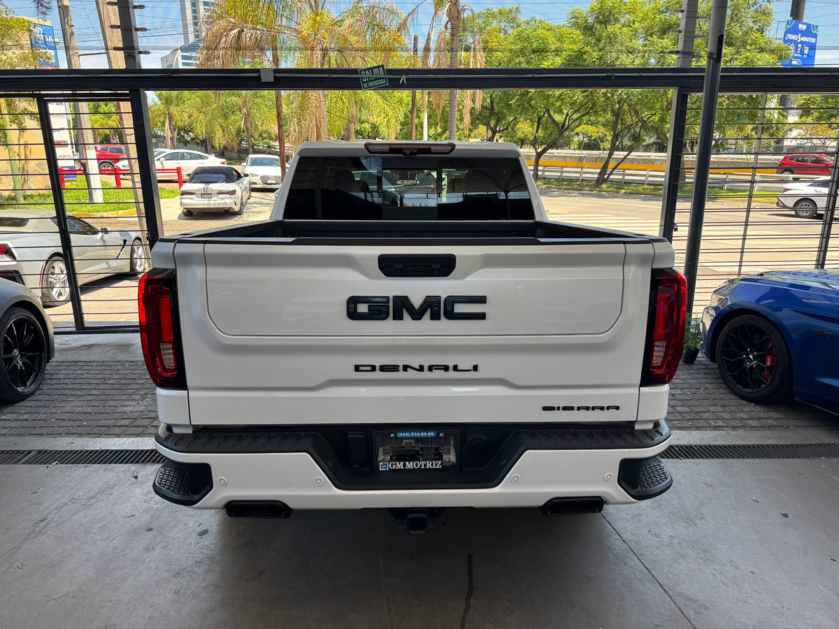 GMC Sierra Denali Ultimate 2024