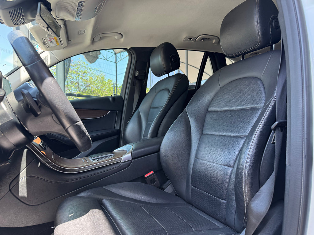 Mercedes GLC 300 2021