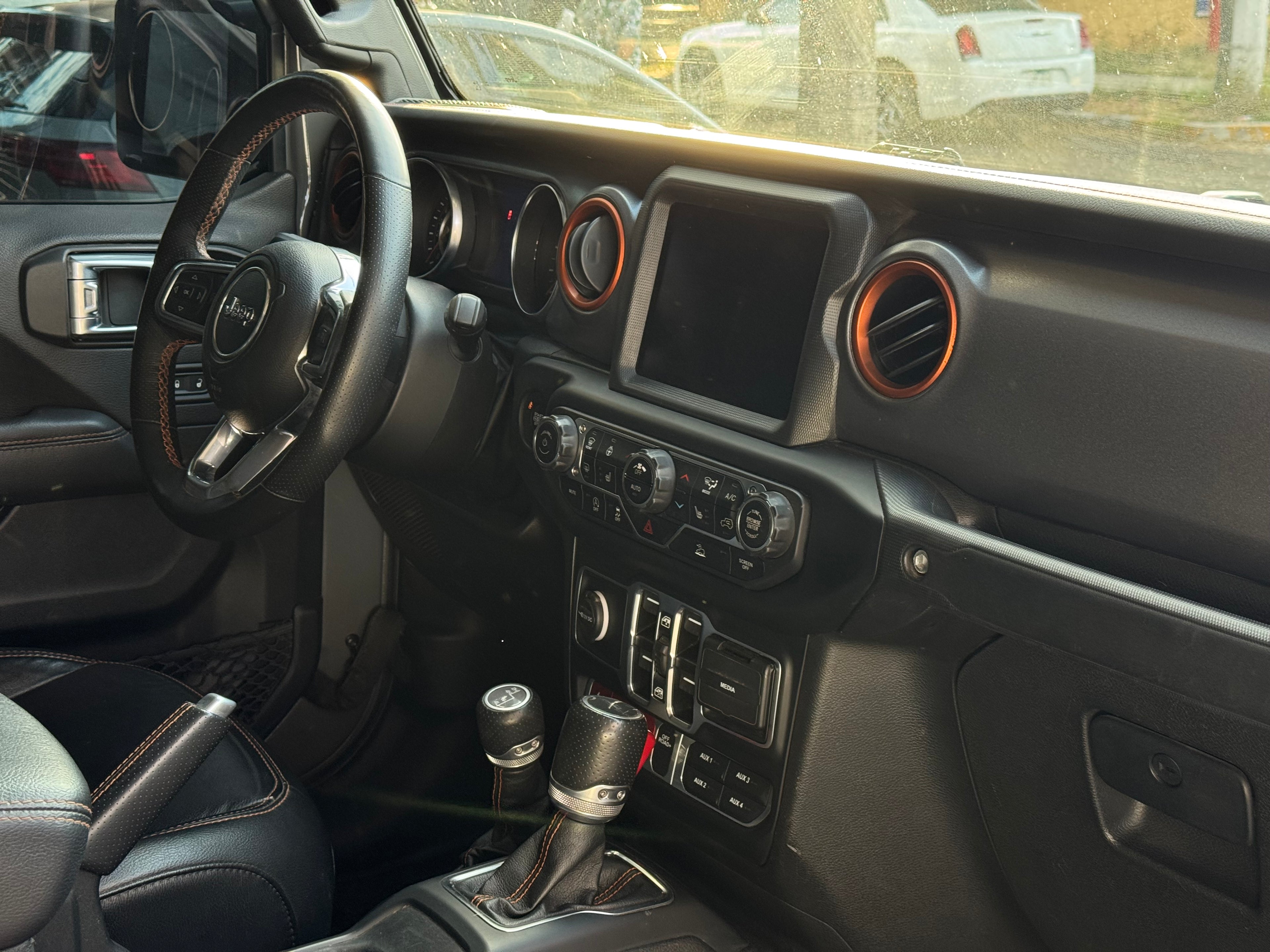 Jeep Mojave 2023
