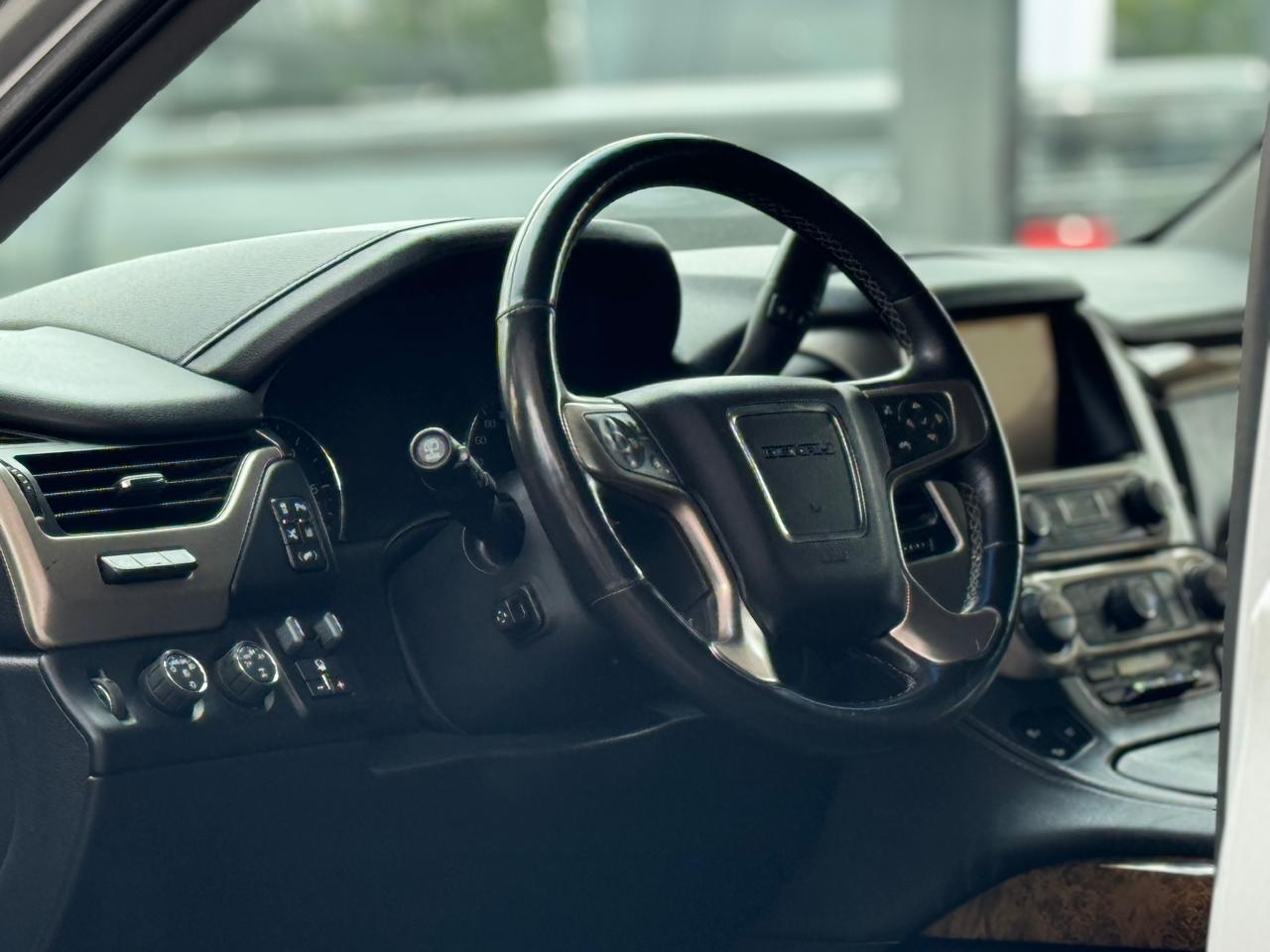 GMC Yukon Denali 2015