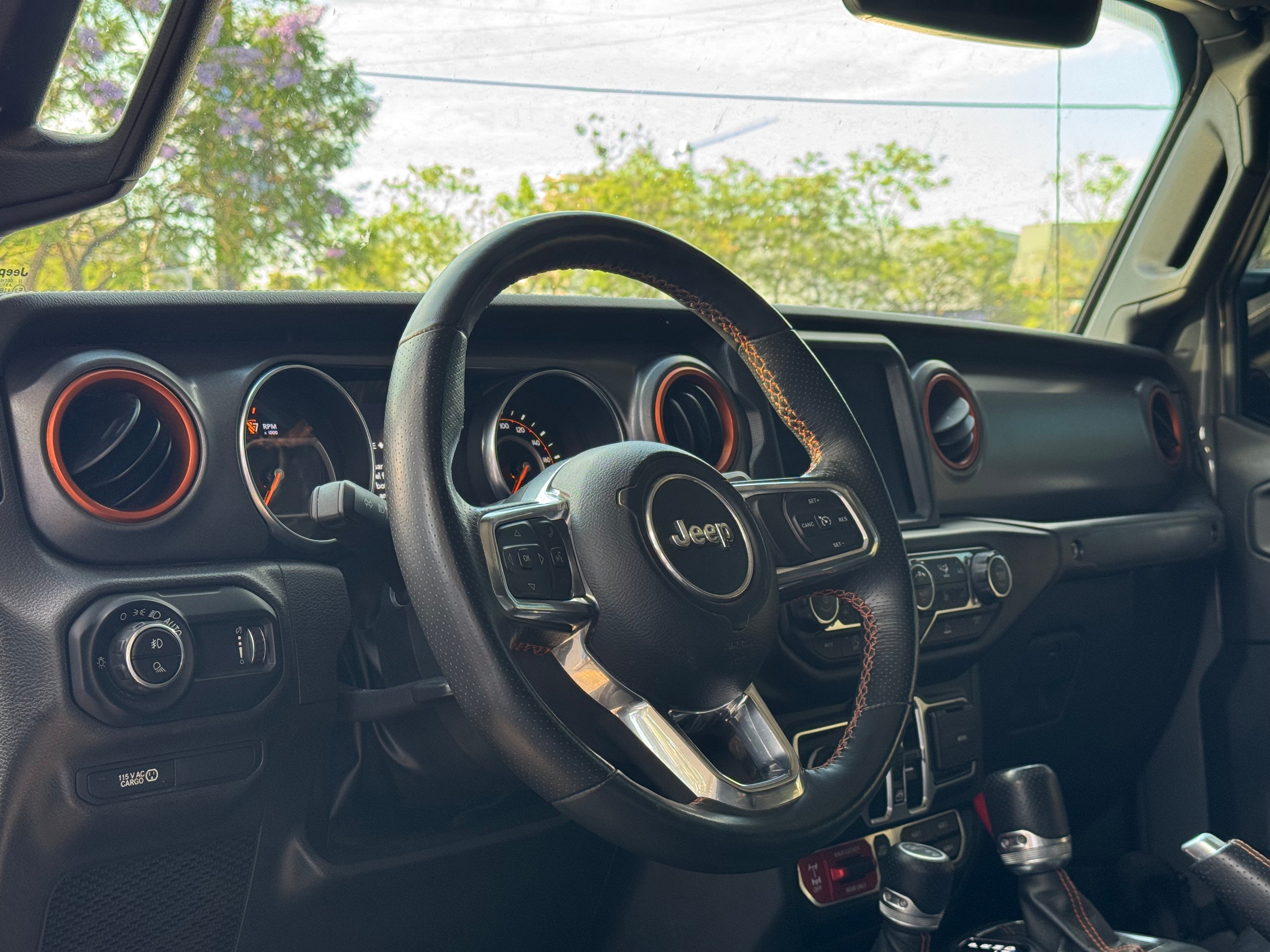 Jeep Mojave 2023