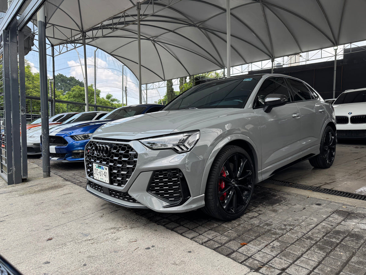 Audi RSQ3 2022