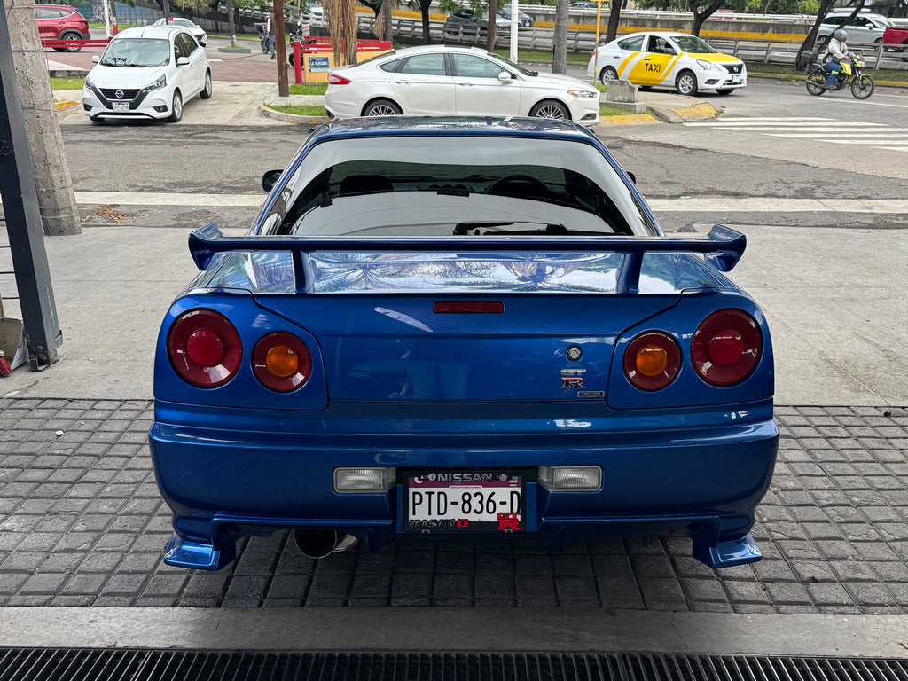 Nissan Skyline GT-R R34 2000