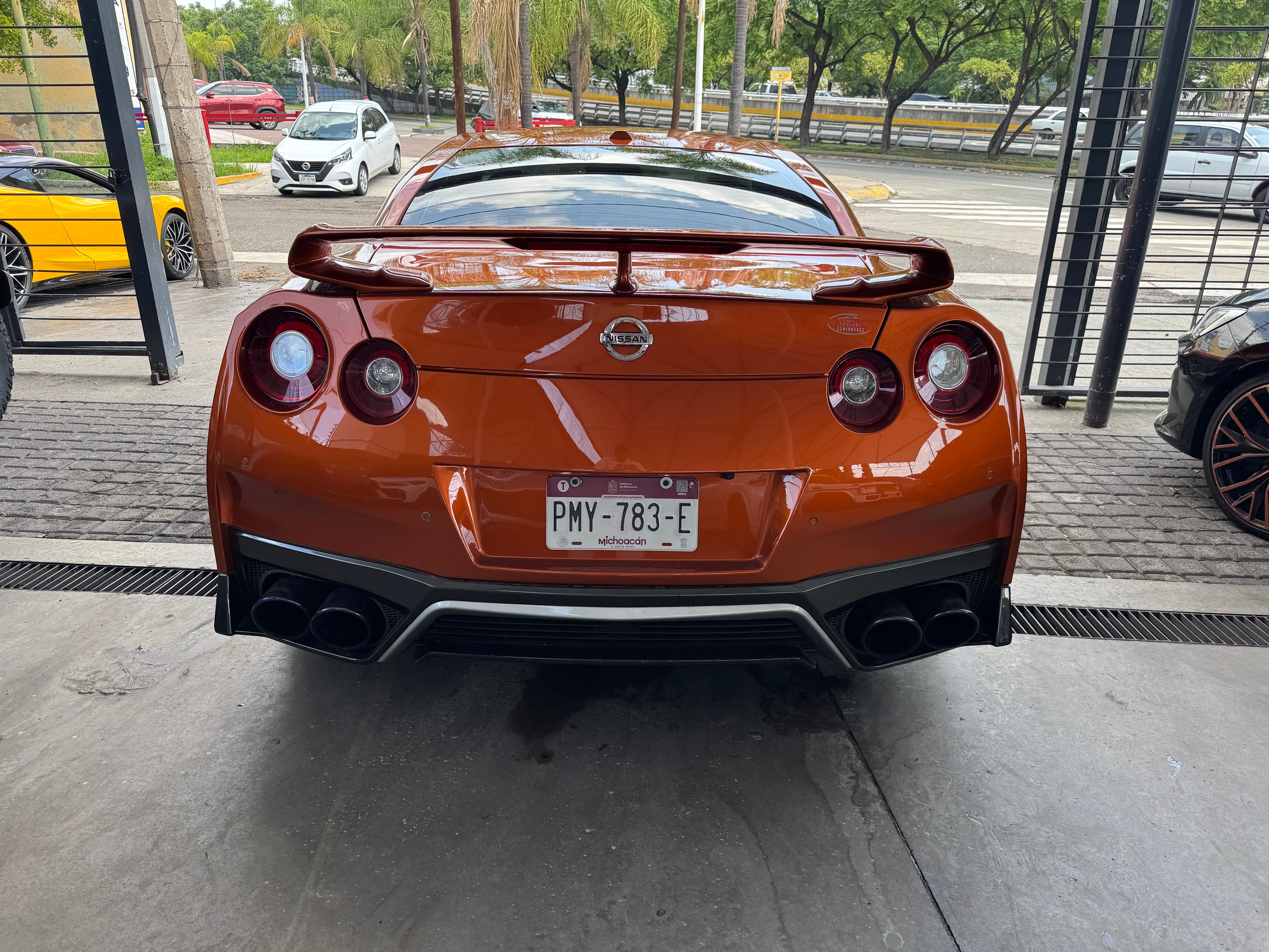 Nissan GTR-R35 2017