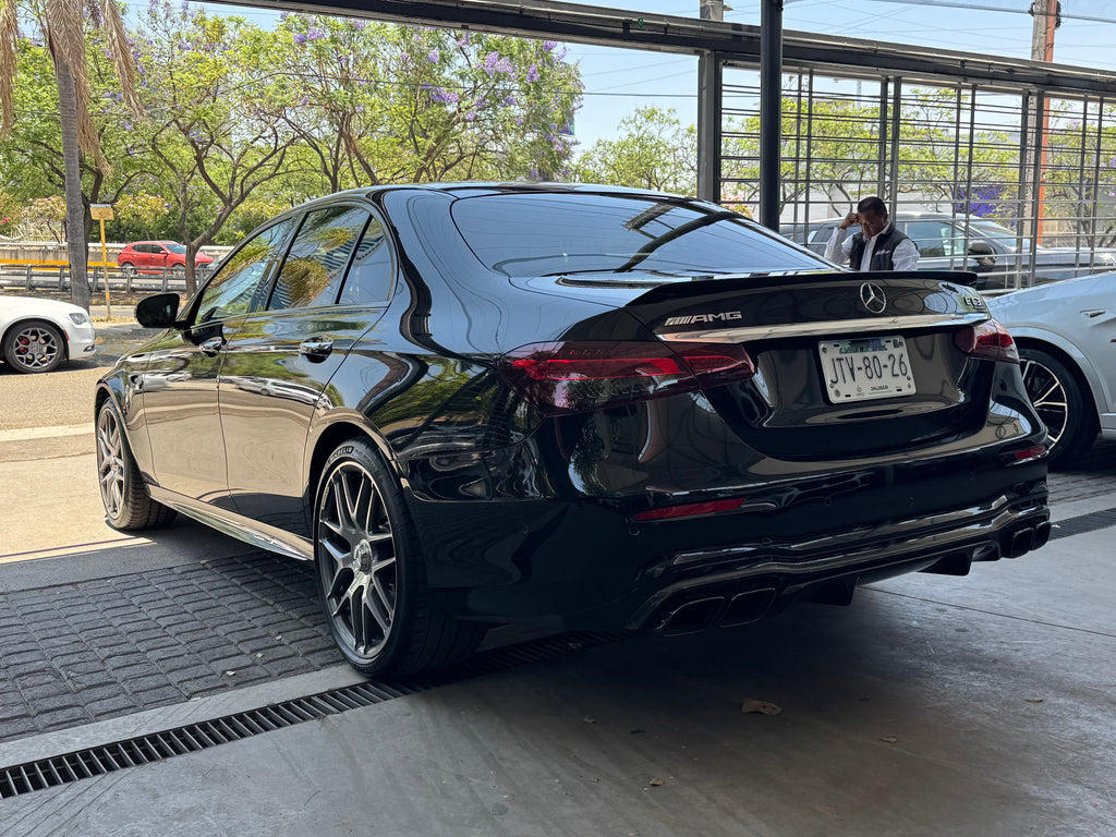 Mercedes Benz AMG E63S 2023