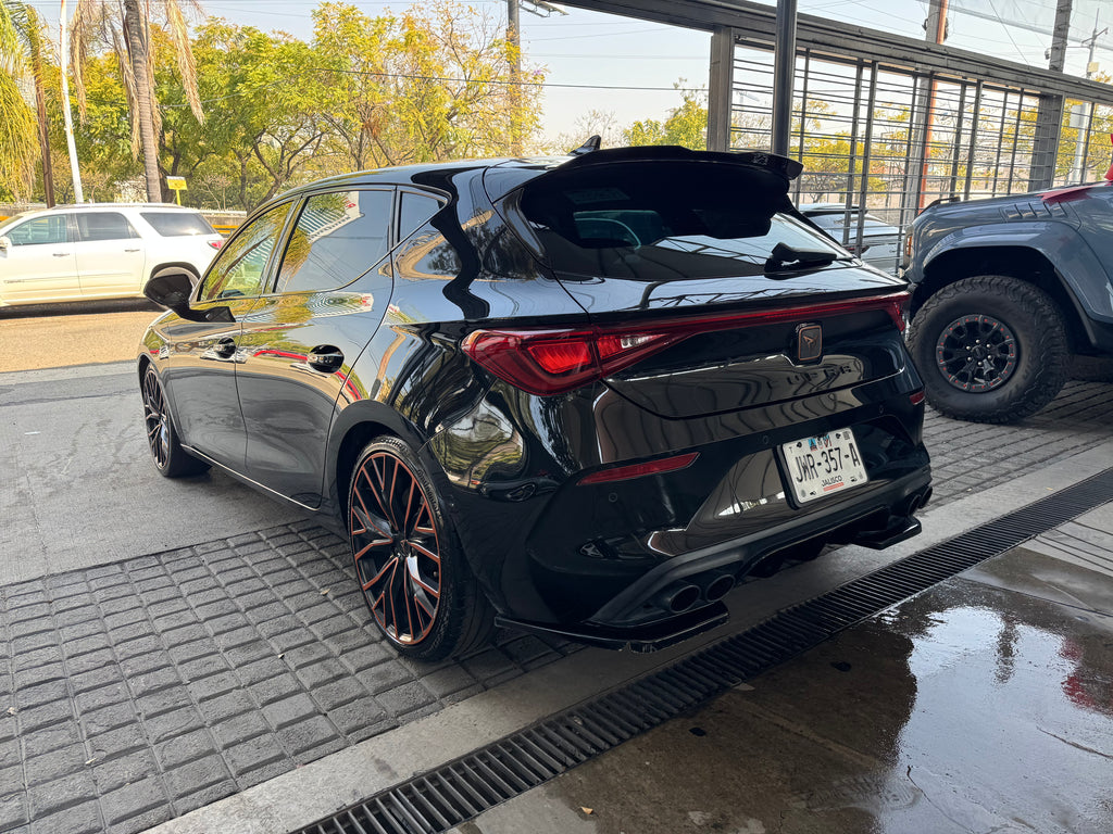 León Cupra 2021