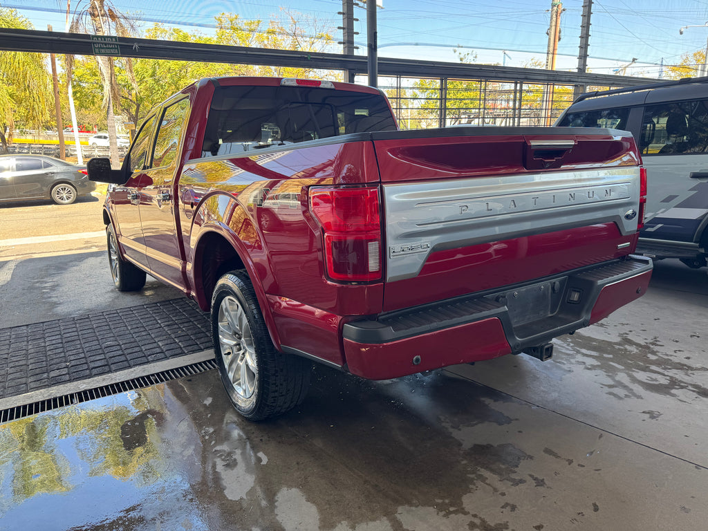 Ford Lobo Platinum 2019