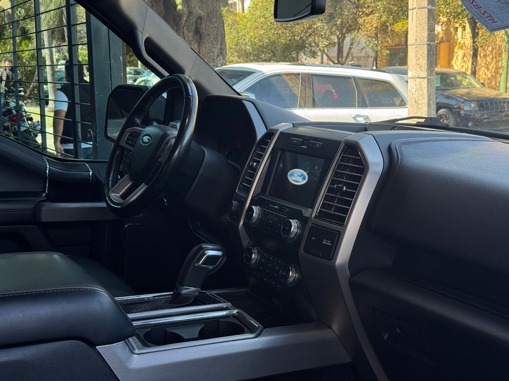 Ford Lobo Platinum 2019