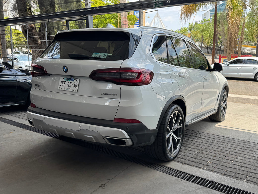 BMW X5 2021 x40i