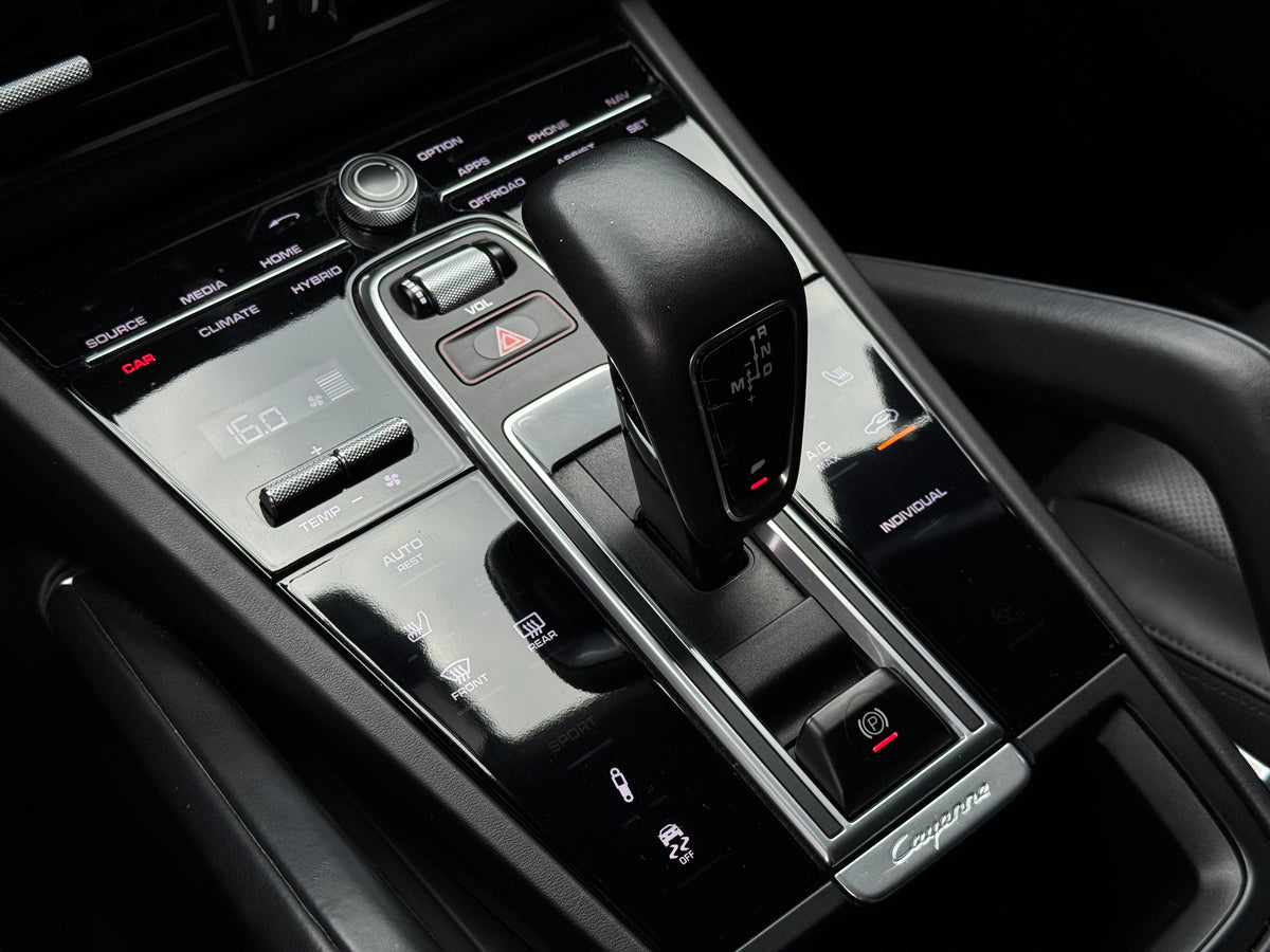 Porsche Cayenne turbo s 2020