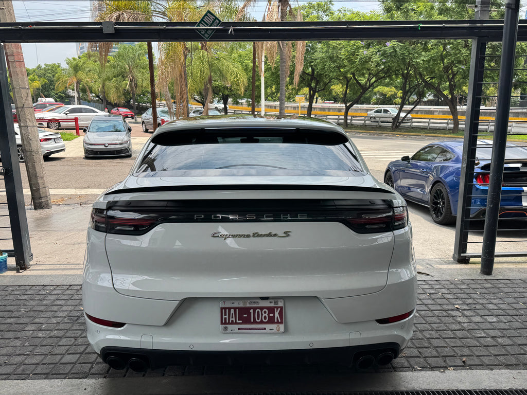 Porsche Cayenne turbo s 2020