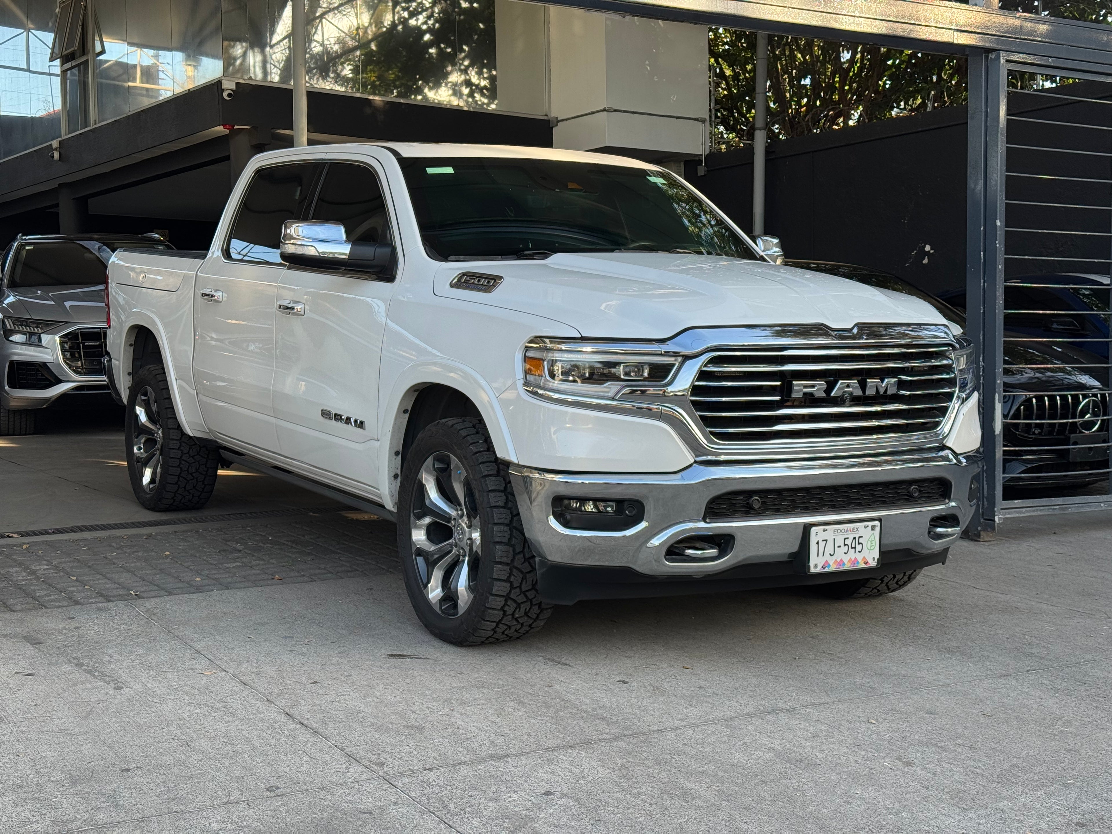 RAM 1500 longhorn 2022 blindaje 5