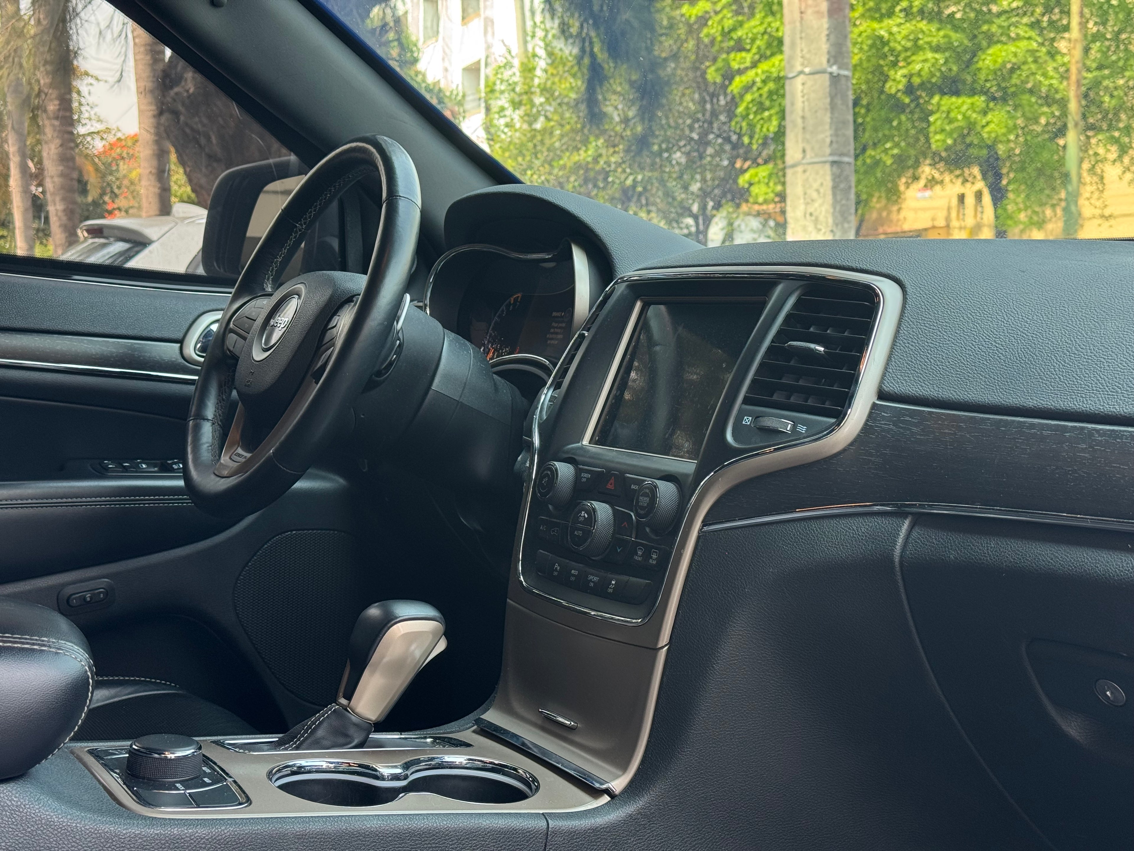 Jeep Grand Cherokee V8 2017