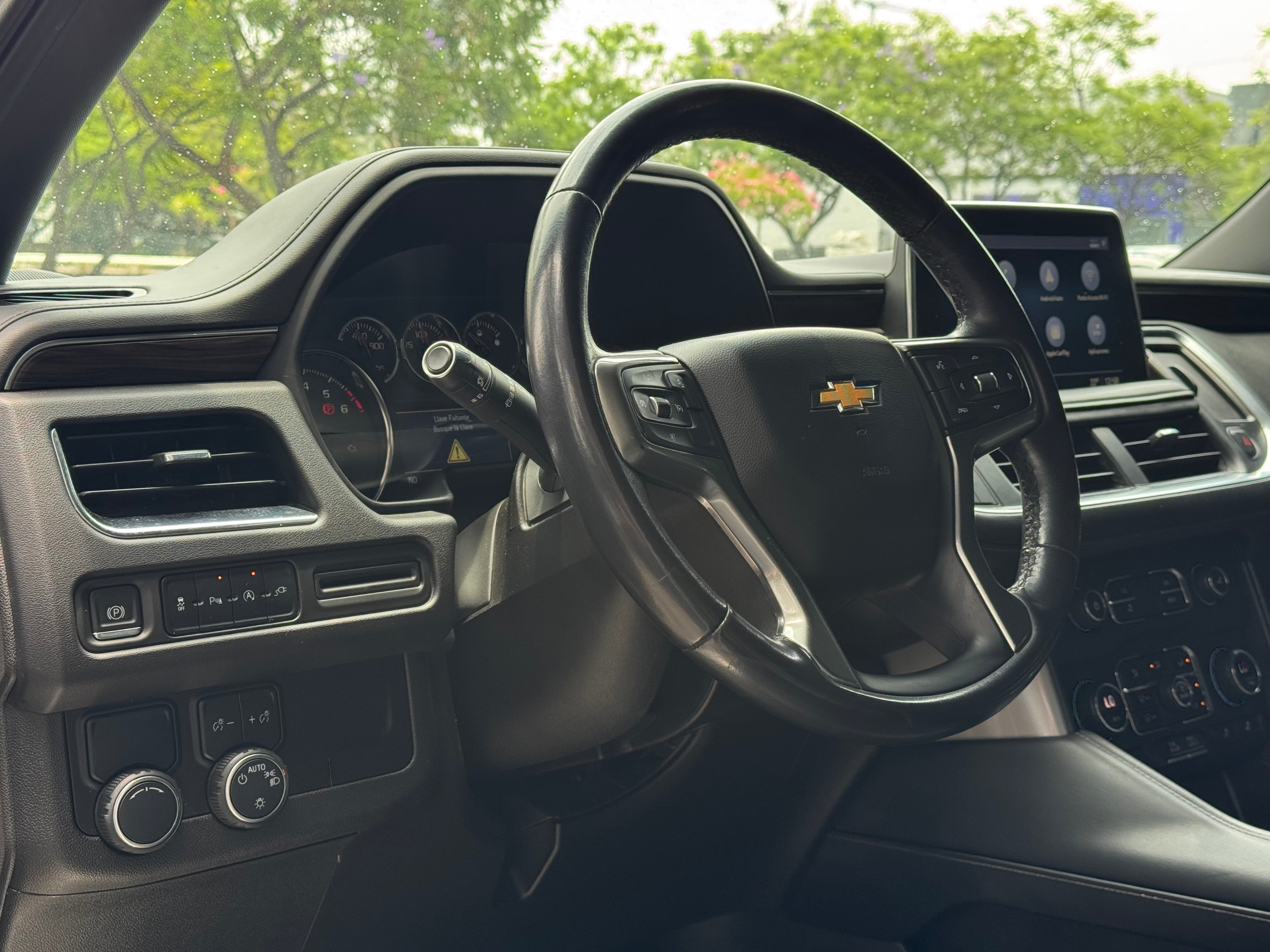 Chevrolet Suburban High country 2021