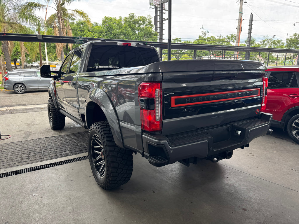 Ford F-250 Súper Duty Harley
Davidson 2023