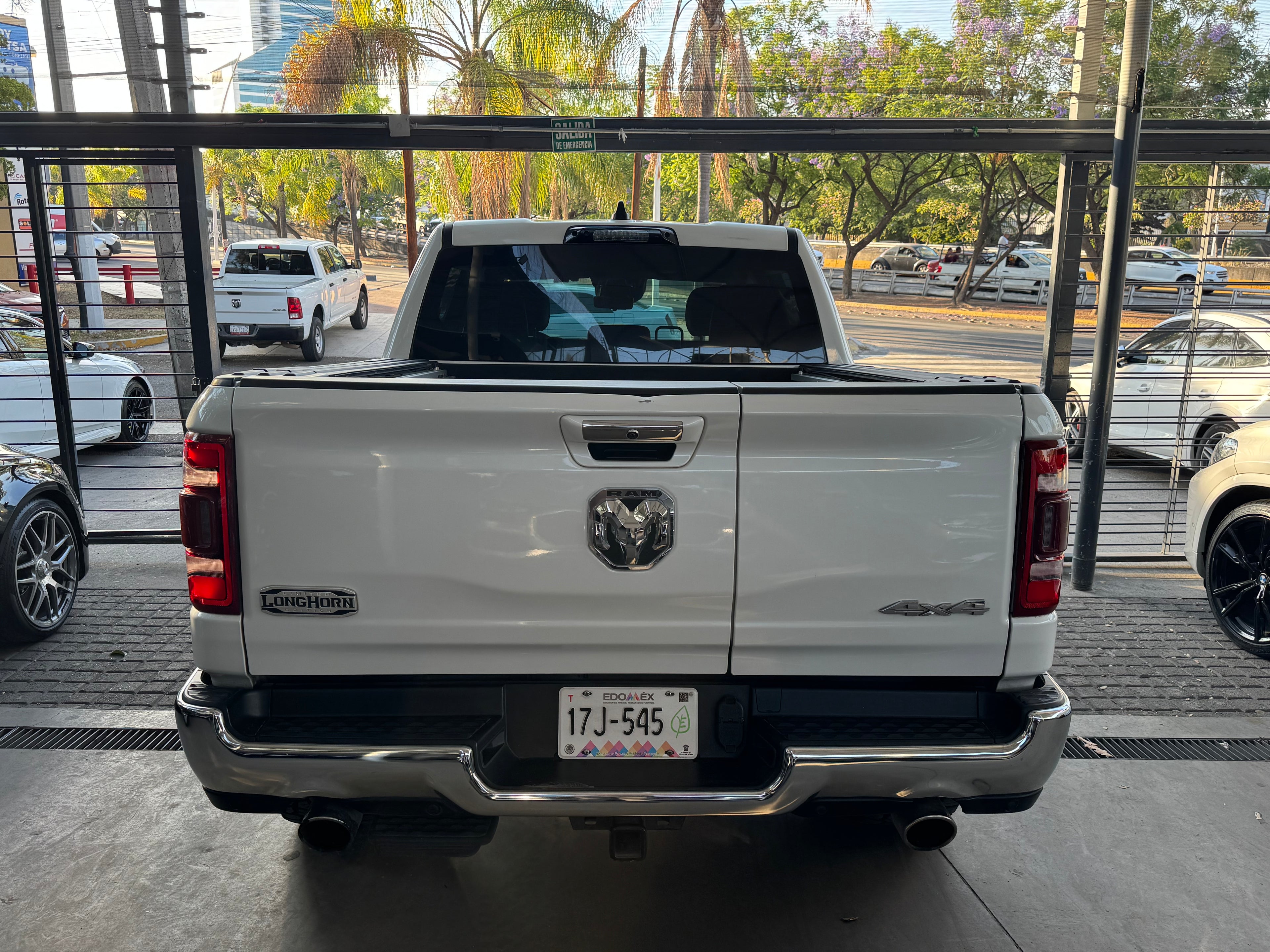 RAM 1500 longhorn 2022 blindaje 5