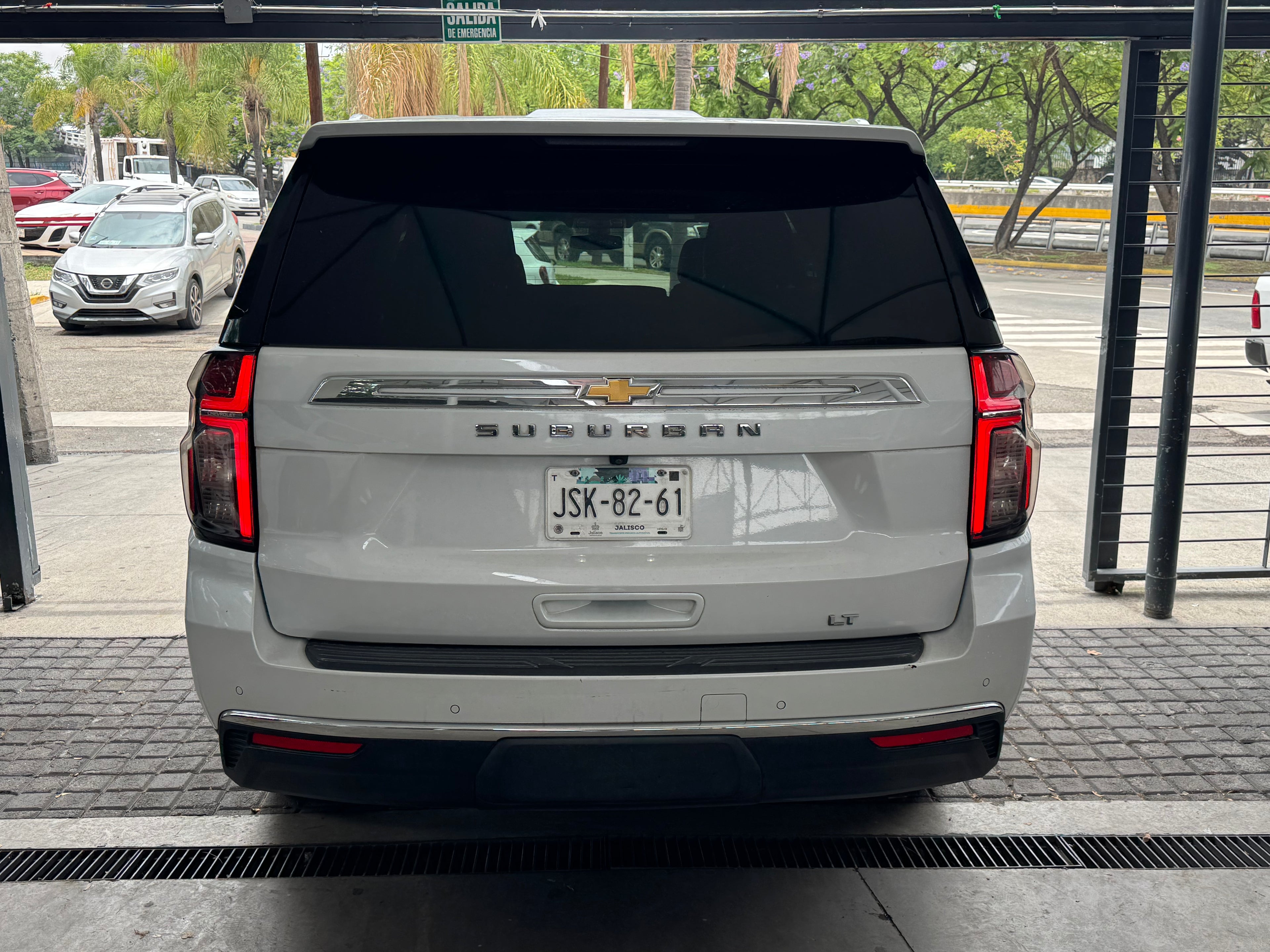Chevrolet Suburban High country 2021