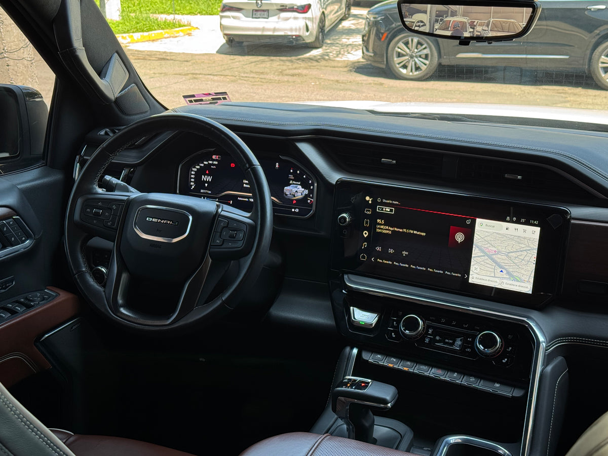 GMC Sierra Denali Ultimate 2024