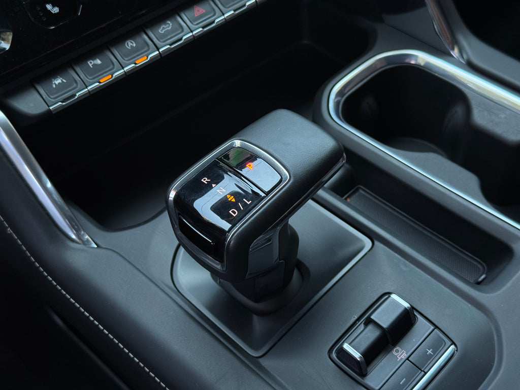 GMC Sierra Denali Ultimate 2024