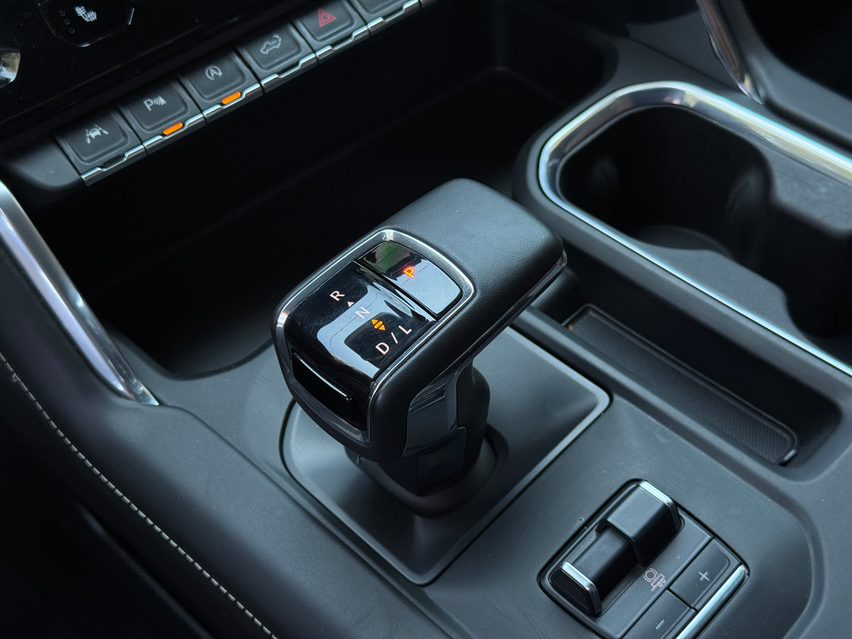 GMC Sierra Denali Ultimate 2024