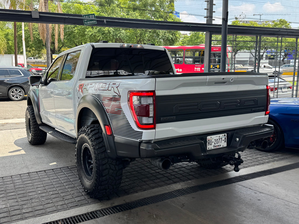 Ford Lobo Raptor 2022