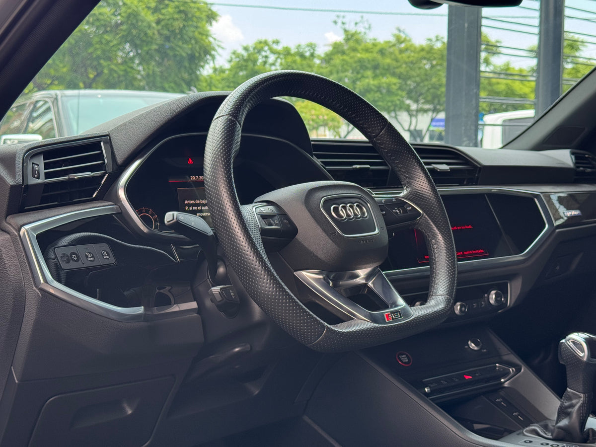 Audi RSQ3 2022