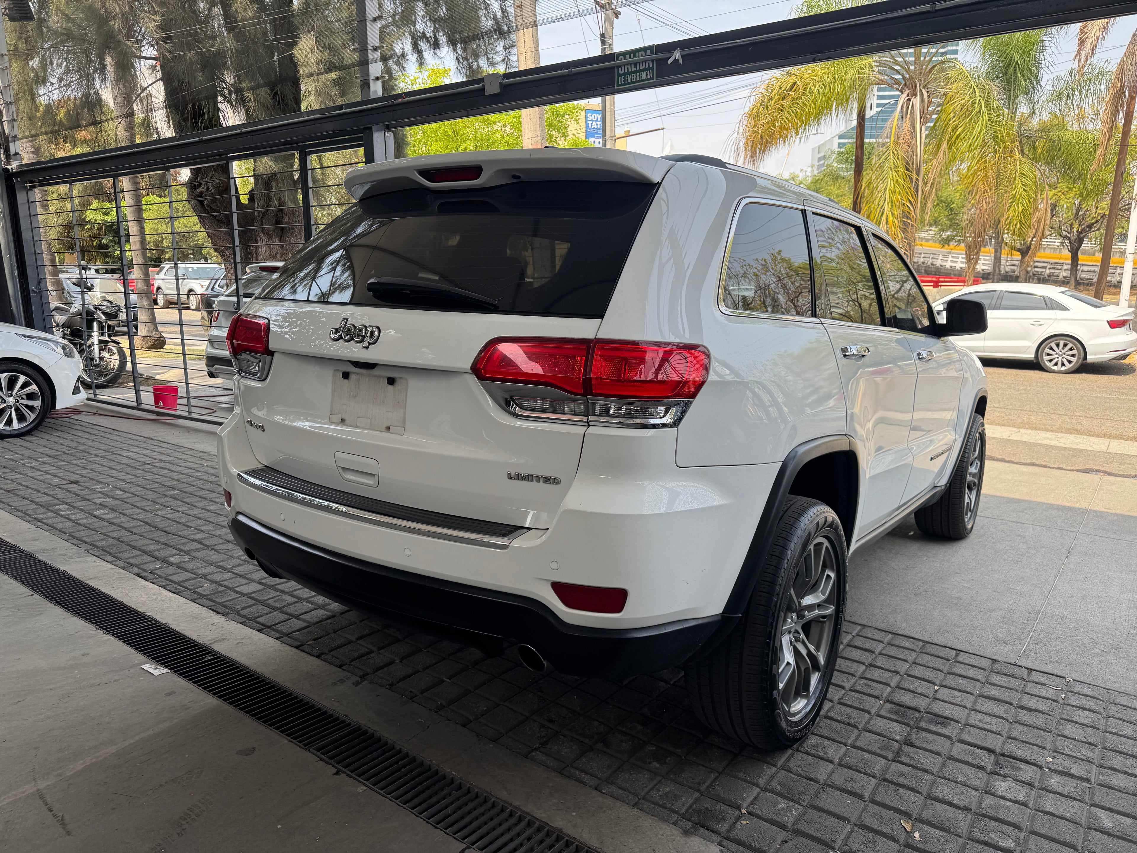 Jeep Grand Cherokee V8 2017