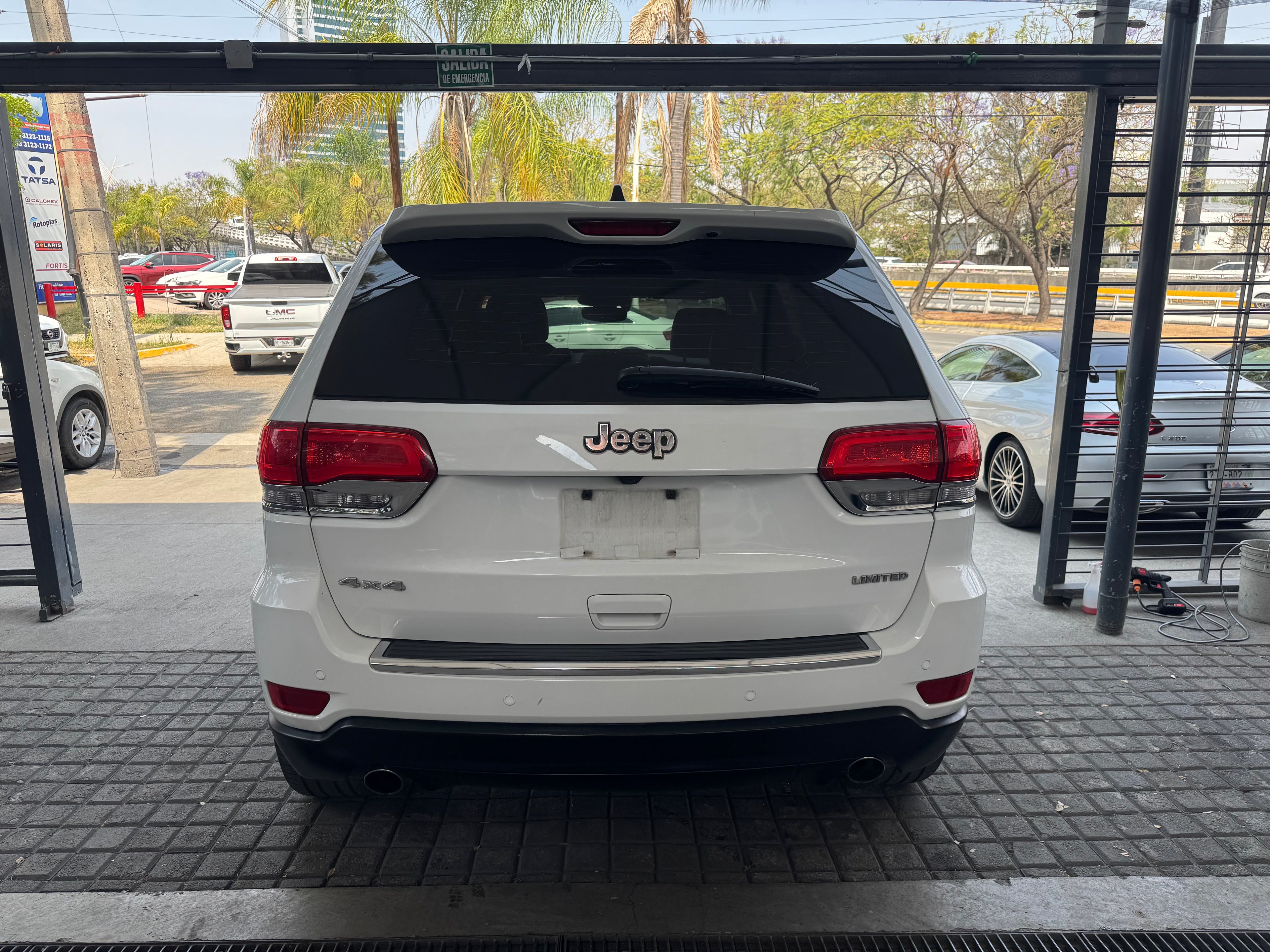 Jeep Grand Cherokee V8 2017